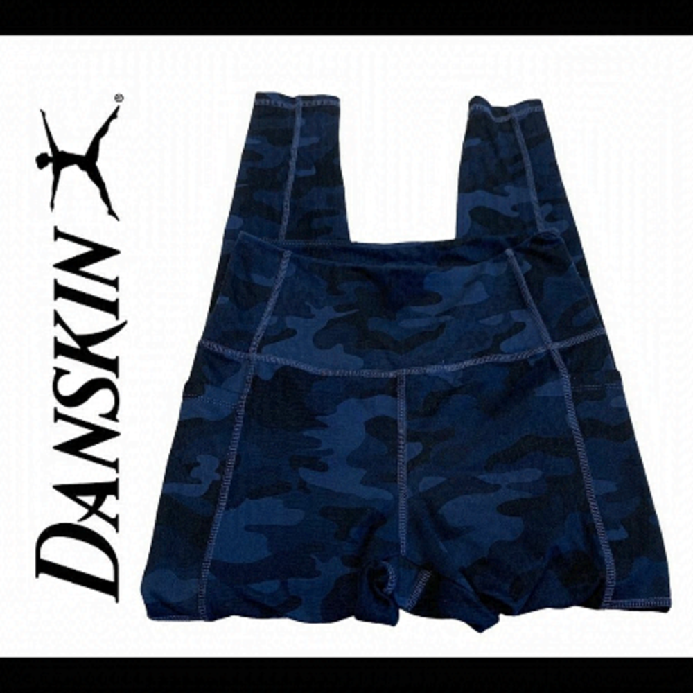 Danskin Blue camo leggings size small